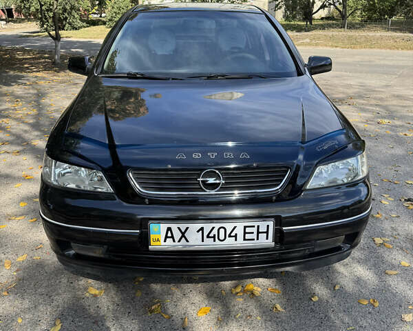 Опель Астра 2007 в Красноград на Automoto.ua Черный Опель Астра, объемом двигателя 1.6 л и пробегом 166 тыс. км за 3950 $, фото 1 на Automoto.ua