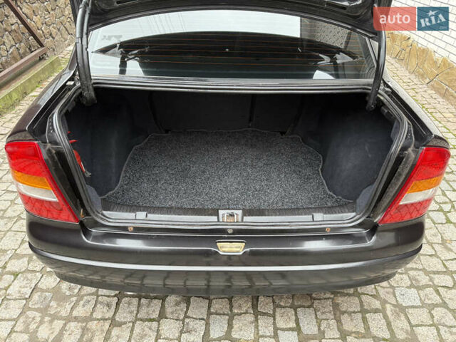 Чорний Опель Астра, об'ємом двигуна 1.4 л та пробігом 160 тис. км за 4000 $, фото 21 на Automoto.ua