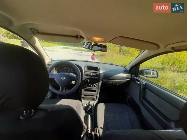 Чорний Опель Астра, об'ємом двигуна 1.6 л та пробігом 220 тис. км за 3500 $, фото 6 на Automoto.ua