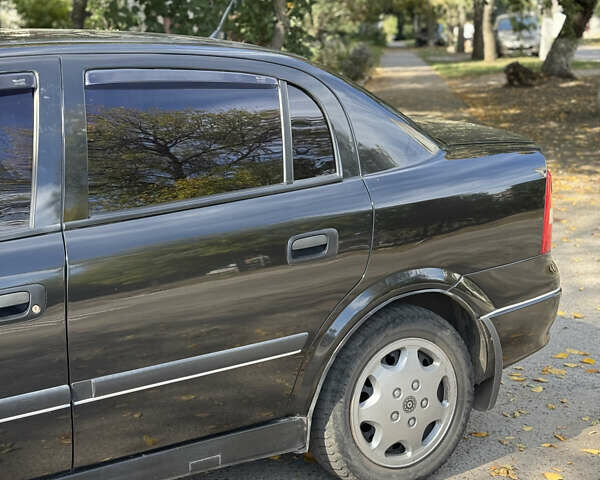 Опель Астра 2007 в Красноград на Automoto.ua Черный Опель Астра, объемом двигателя 1.6 л и пробегом 166 тыс. км за 3950 $, фото 8 на Automoto.ua