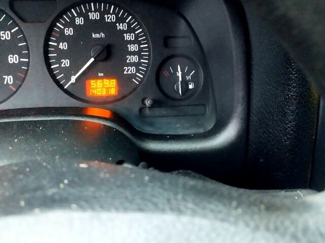 Чорний Опель Астра, об'ємом двигуна 1.8 л та пробігом 140 тис. км за 4100 $, фото 3 на Automoto.ua