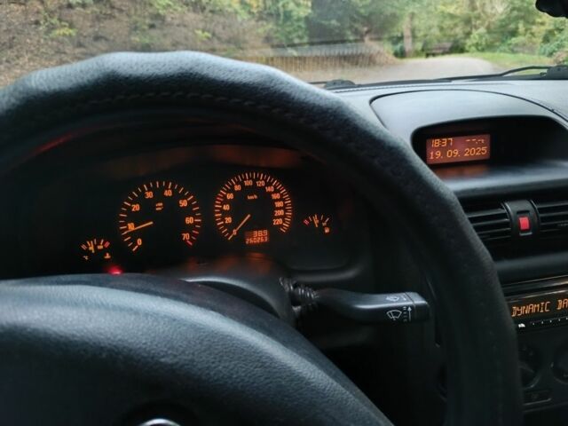 Опель Астра 2008 в Каменке на Automoto.ua Черный Опель Астра, объемом двигателя 1.4 л и пробегом 260 тыс. км за 3150 $, фото 7 на Automoto.ua