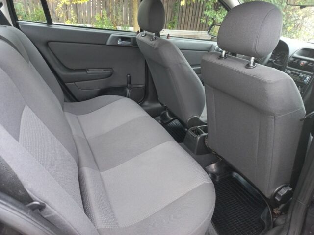 Черный Опель Астра, объемом двигателя 0 л и пробегом 220 тыс. км за 4500 $, фото 10 на Automoto.ua