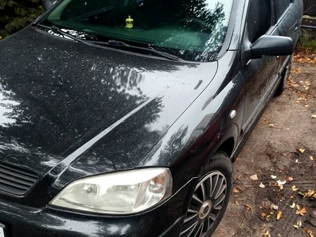 Чорний Опель Астра, об'ємом двигуна 1.8 л та пробігом 140 тис. км за 4100 $, фото 1 на Automoto.ua