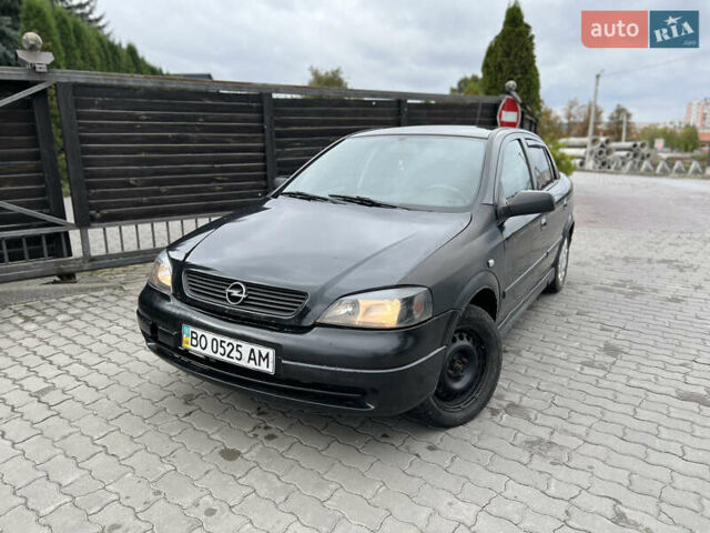 Черный Опель Астра, объемом двигателя 1.4 л и пробегом 157 тыс. км за 2500 $, фото 29 на Automoto.ua