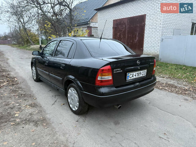 Чорний Опель Астра, об'ємом двигуна 1.6 л та пробігом 250 тис. км за 3650 $, фото 5 на Automoto.ua
