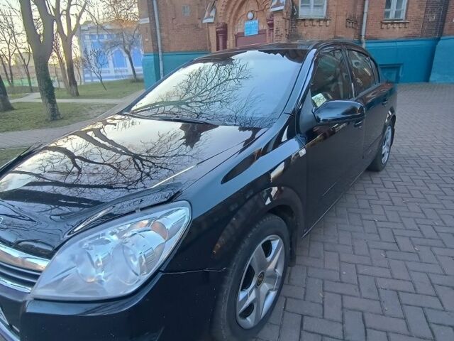 Чорний Опель Астра, об'ємом двигуна 1.6 л та пробігом 305 тис. км за 4500 $, фото 4 на Automoto.ua