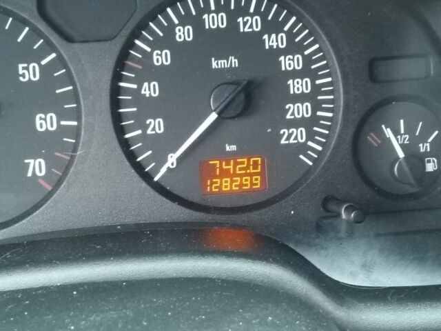 Чорний Опель Астра, об'ємом двигуна 1.4 л та пробігом 140 тис. км за 4600 $, фото 7 на Automoto.ua