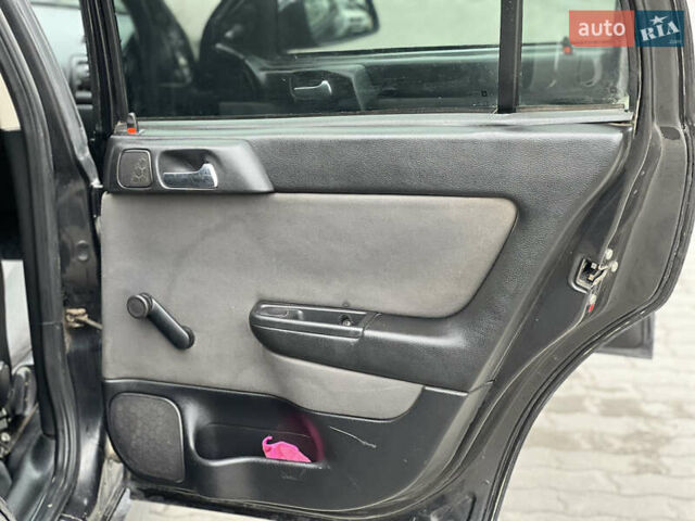 Чорний Опель Астра, об'ємом двигуна 1.4 л та пробігом 159 тис. км за 1999 $, фото 24 на Automoto.ua