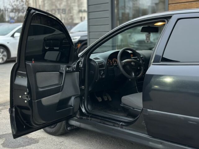 Чорний Опель Астра, об'ємом двигуна 1.4 л та пробігом 102 тис. км за 3600 $, фото 9 на Automoto.ua