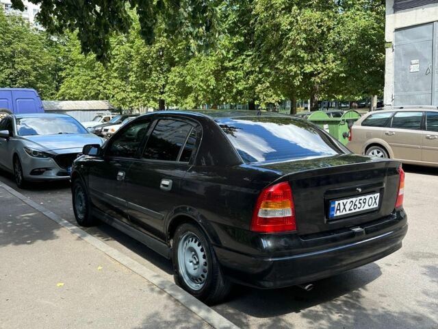 Черный Опель Астра, объемом двигателя 1.6 л и пробегом 137 тыс. км за 3700 $, фото 3 на Automoto.ua