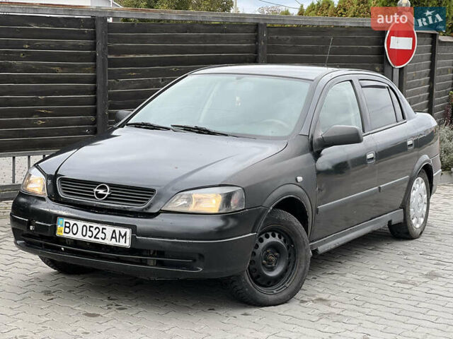 Черный Опель Астра, объемом двигателя 1.4 л и пробегом 157 тыс. км за 2500 $, фото 4 на Automoto.ua