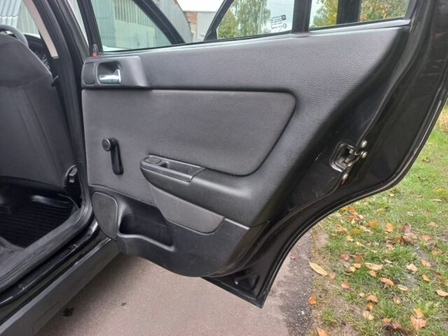 Черный Опель Астра, объемом двигателя 0 л и пробегом 220 тыс. км за 4500 $, фото 13 на Automoto.ua