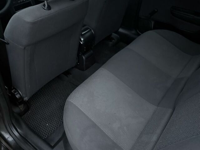 Черный Опель Астра, объемом двигателя 1.6 л и пробегом 250 тыс. км за 3750 $, фото 17 на Automoto.ua