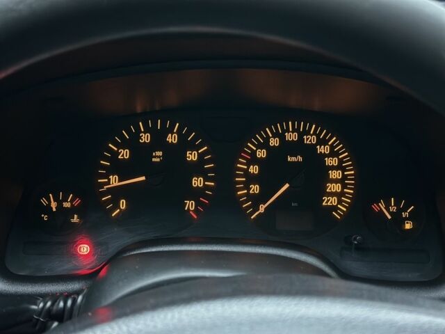 Чорний Опель Астра, об'ємом двигуна 1.4 л та пробігом 102 тис. км за 3600 $, фото 15 на Automoto.ua