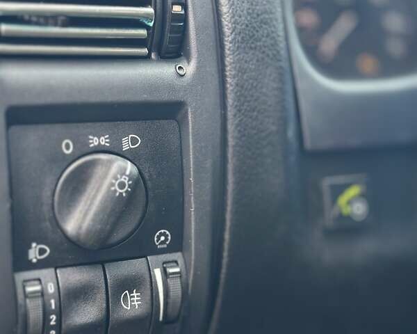 Чорний Опель Астра, об'ємом двигуна 1.38 л та пробігом 320 тис. км за 2900 $, фото 9 на Automoto.ua