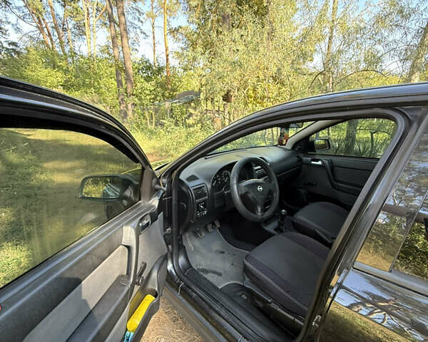 Чорний Опель Астра, об'ємом двигуна 1.4 л та пробігом 167 тис. км за 3699 $, фото 10 на Automoto.ua