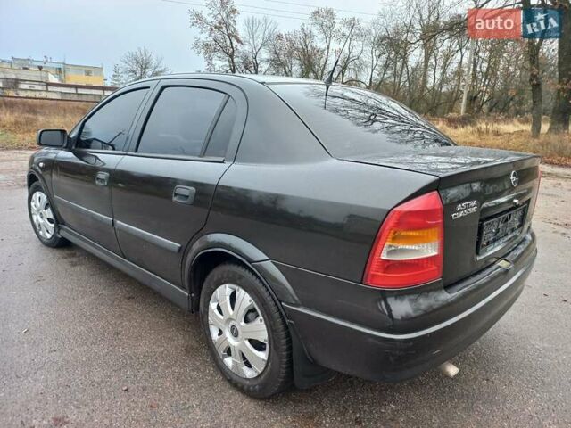 Чорний Опель Астра, об'ємом двигуна 1.4 л та пробігом 225 тис. км за 4350 $, фото 4 на Automoto.ua