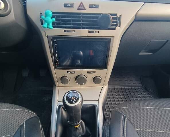 Чорний Опель Астра, об'ємом двигуна 1.6 л та пробігом 305 тис. км за 4500 $, фото 15 на Automoto.ua