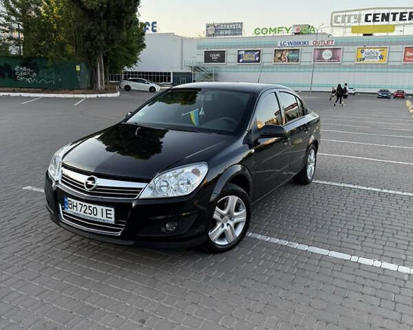 Черный Опель Астра, объемом двигателя 1.6 л и пробегом 108 тыс. км за 6200 $, фото 10 на Automoto.ua