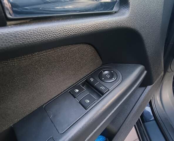 Чорний Опель Астра, об'ємом двигуна 1.6 л та пробігом 305 тис. км за 4500 $, фото 11 на Automoto.ua