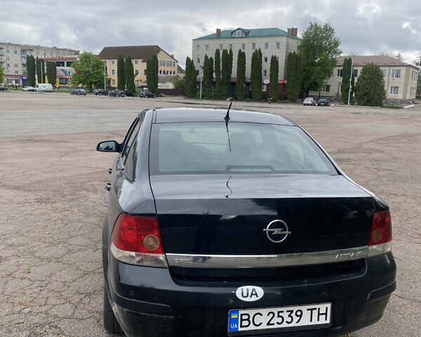 Черный Опель Астра, объемом двигателя 1.6 л и пробегом 230 тыс. км за 3900 $, фото 2 на Automoto.ua