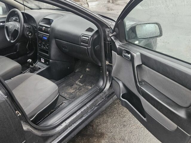 Чорний Опель Астра, об'ємом двигуна 1.7 л та пробігом 250 тис. км за 2999 $, фото 8 на Automoto.ua