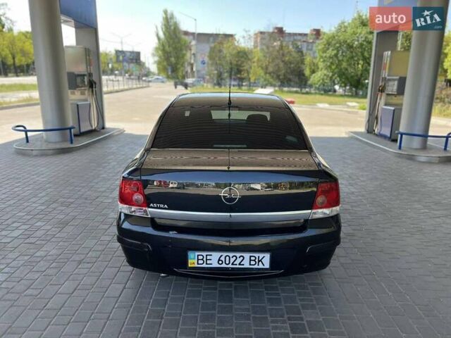 Черный Опель Астра, объемом двигателя 1.6 л и пробегом 192 тыс. км за 7300 $, фото 10 на Automoto.ua