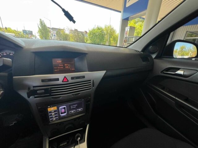 Чорний Опель Астра, об'ємом двигуна 1.6 л та пробігом 192 тис. км за 6950 $, фото 16 на Automoto.ua