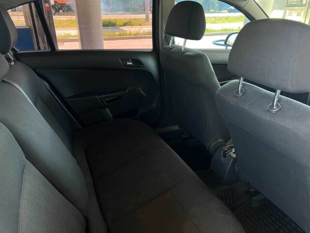 Чорний Опель Астра, об'ємом двигуна 1.6 л та пробігом 192 тис. км за 6950 $, фото 11 на Automoto.ua