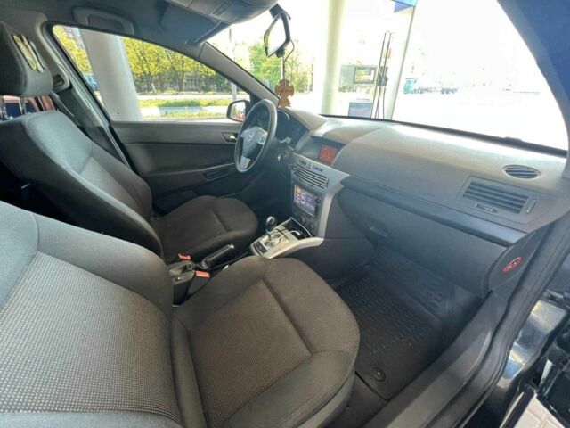 Чорний Опель Астра, об'ємом двигуна 1.6 л та пробігом 192 тис. км за 6950 $, фото 13 на Automoto.ua