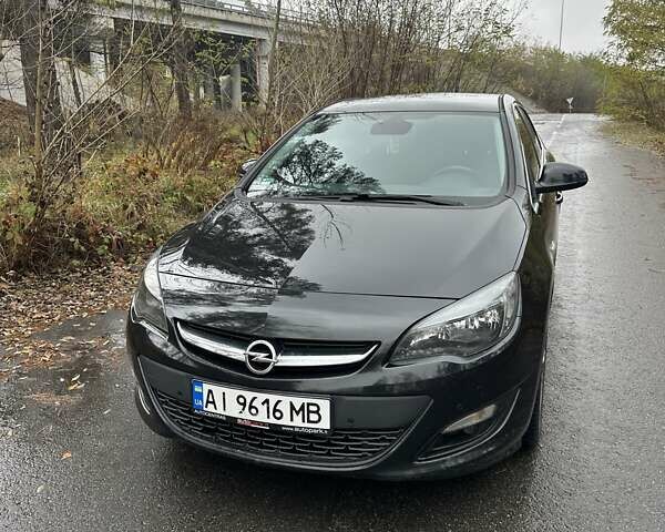 Черный Опель Астра, объемом двигателя 1.6 л и пробегом 150 тыс. км за 7777 $, фото 12 на Automoto.ua