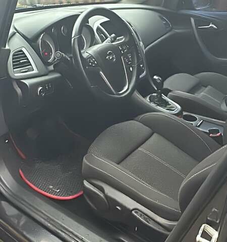 Черный Опель Астра, объемом двигателя 1.6 л и пробегом 150 тыс. км за 7777 $, фото 19 на Automoto.ua