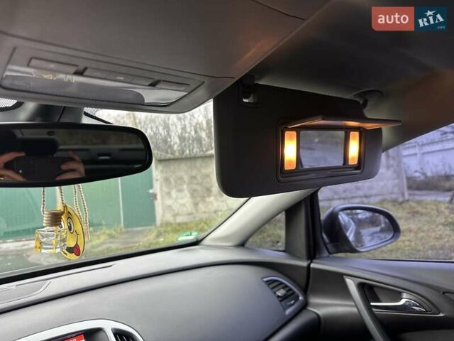 Черный Опель Астра, объемом двигателя 1.6 л и пробегом 150 тыс. км за 7777 $, фото 69 на Automoto.ua