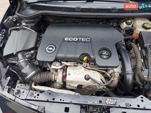 Черный Опель Астра, объемом двигателя 1.6 л и пробегом 253 тыс. км за 7999 $, фото 16 на Automoto.ua