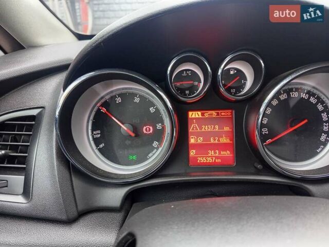 Черный Опель Астра, объемом двигателя 1.6 л и пробегом 253 тыс. км за 7999 $, фото 4 на Automoto.ua