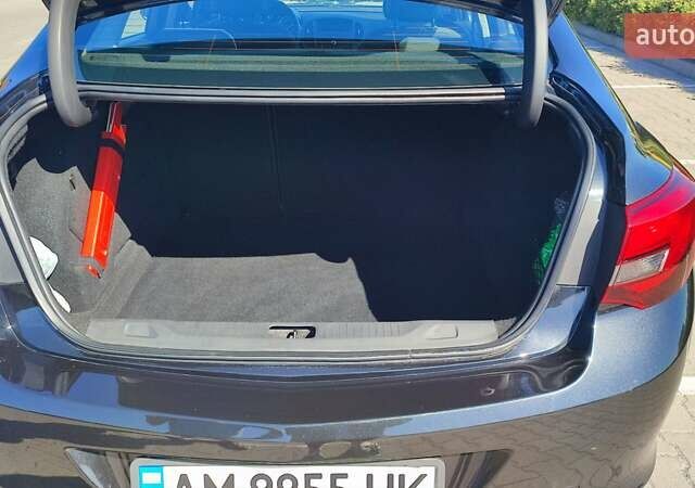 Черный Опель Астра, объемом двигателя 1.6 л и пробегом 253 тыс. км за 8500 $, фото 9 на Automoto.ua