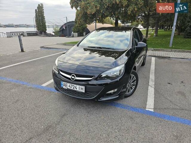 Черный Опель Астра, объемом двигателя 1.4 л и пробегом 70 тыс. км за 11500 $, фото 14 на Automoto.ua