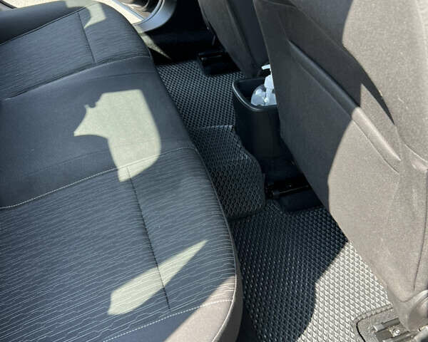 Черный Опель Астра, объемом двигателя 1.36 л и пробегом 85 тыс. км за 13500 $, фото 11 на Automoto.ua