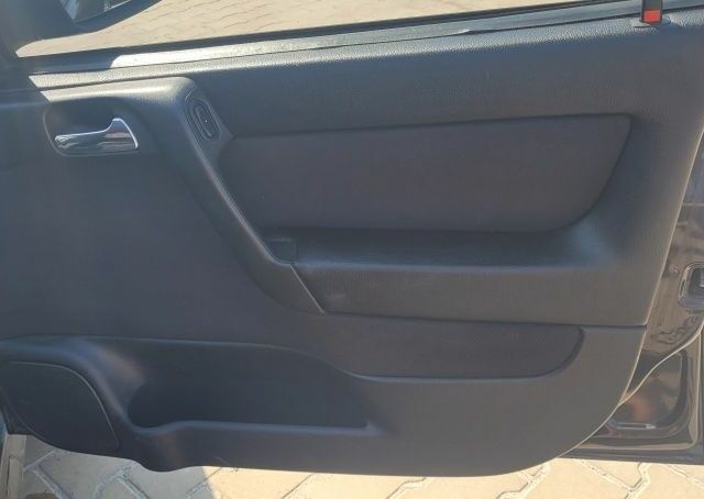 Черный Опель Астра, объемом двигателя 1.6 л и пробегом 292 тыс. км за 3500 $, фото 16 на Automoto.ua