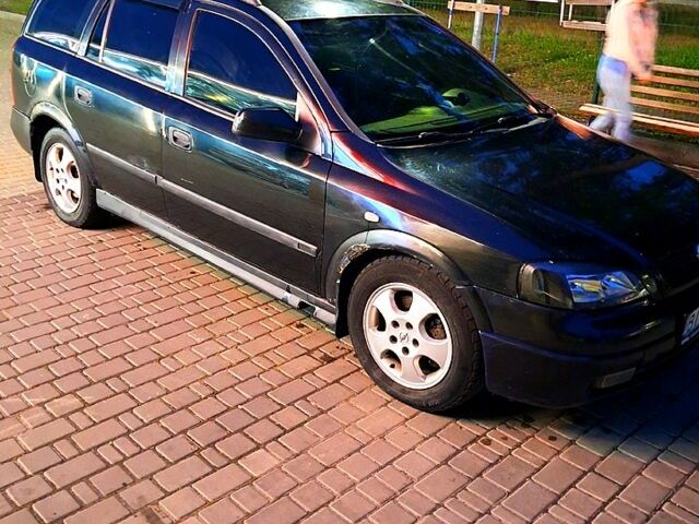 Чорний Опель Астра, об'ємом двигуна 2 л та пробігом 440 тис. км за 2000 $, фото 1 на Automoto.ua