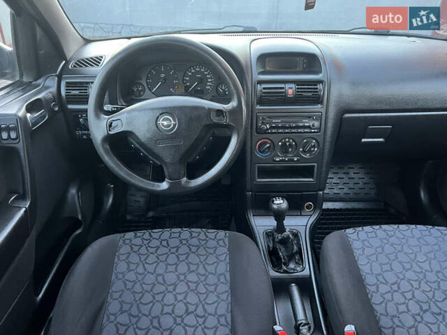 Черный Опель Астра, объемом двигателя 2 л и пробегом 223 тыс. км за 2999 $, фото 20 на Automoto.ua