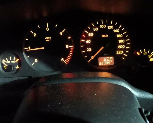 Чорний Опель Астра, об'ємом двигуна 2 л та пробігом 321 тис. км за 3100 $, фото 1 на Automoto.ua