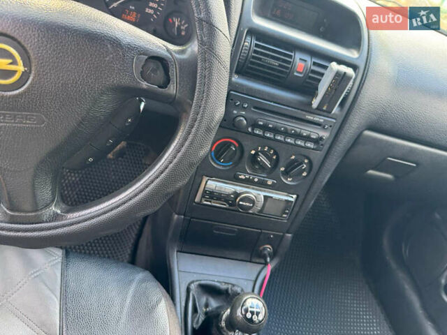 Чорний Опель Астра, об'ємом двигуна 2 л та пробігом 372 тис. км за 2650 $, фото 12 на Automoto.ua