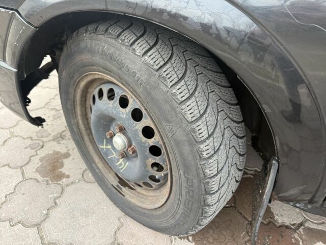 Черный Опель Астра, объемом двигателя 1.7 л и пробегом 666 тыс. км за 1375 $, фото 13 на Automoto.ua