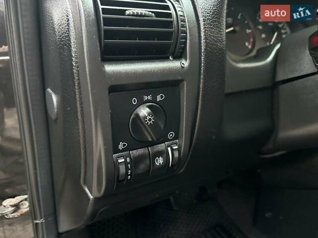 Черный Опель Астра, объемом двигателя 2 л и пробегом 340 тыс. км за 3900 $, фото 89 на Automoto.ua