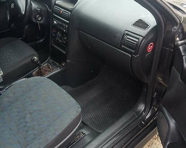 Опель Астра 2001 в Ивано-Франковске на Automoto.ua Черный Опель Астра, объемом двигателя 1.6 л и пробегом 350 тыс. км за 2650 $, фото 43 на Automoto.ua