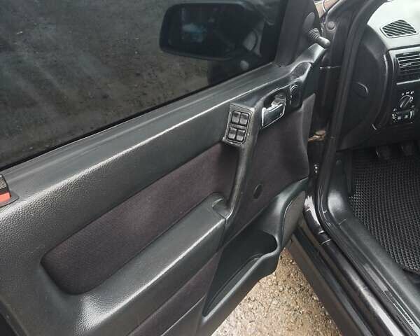 Опель Астра 2001 в Ивано-Франковске на Automoto.ua Черный Опель Астра, объемом двигателя 1.6 л и пробегом 350 тыс. км за 2650 $, фото 44 на Automoto.ua