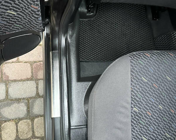 Черный Опель Астра, объемом двигателя 2 л и пробегом 337 тыс. км за 3850 $, фото 70 на Automoto.ua