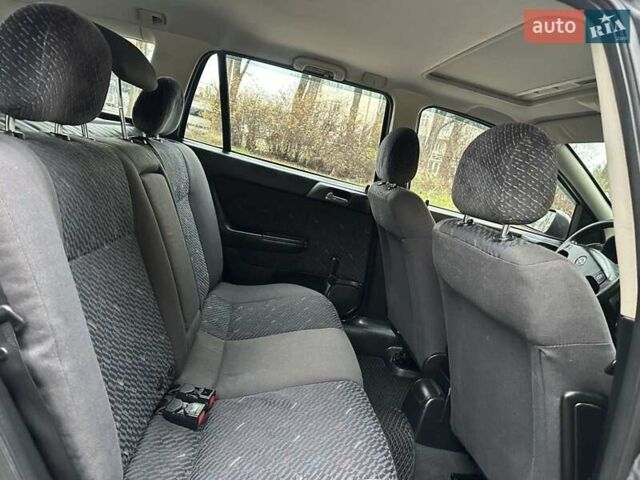 Черный Опель Астра, объемом двигателя 2 л и пробегом 340 тыс. км за 3900 $, фото 71 на Automoto.ua